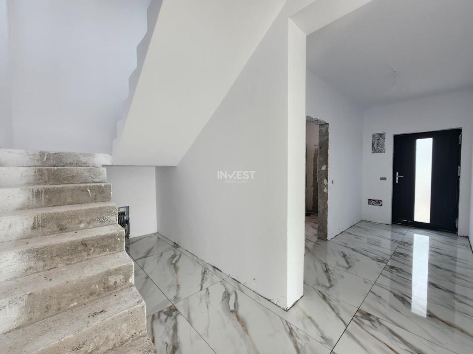 CASA INDIVIDUALA , 4 CAMERE, 130 MP UTILI , 650 MP TEREN- Valea Adanca - 4