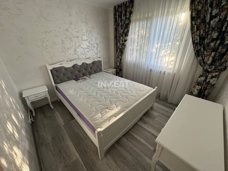 Apartament 3 camere în Păcurari, Mobilat &amp; utilat, 600 € - 5