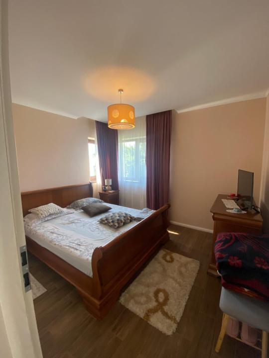 Duplex P+2E in Tunari - Locuinta de familie - mutare imediata! — imaginea 5
