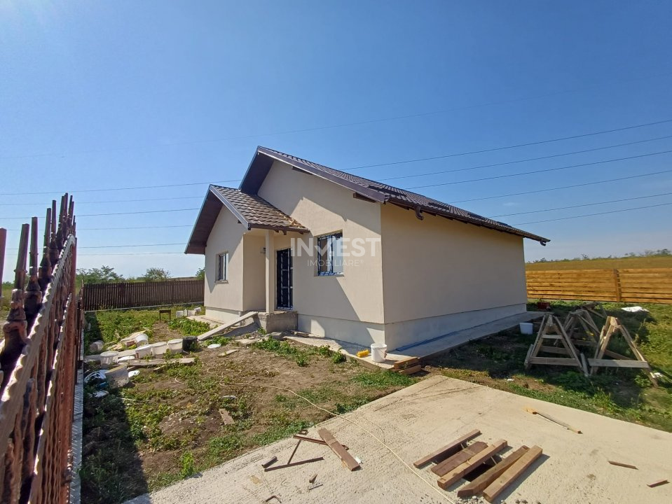 CASA INDIVIDUALA CU 3 CAMERE , HORPAZ  - 1