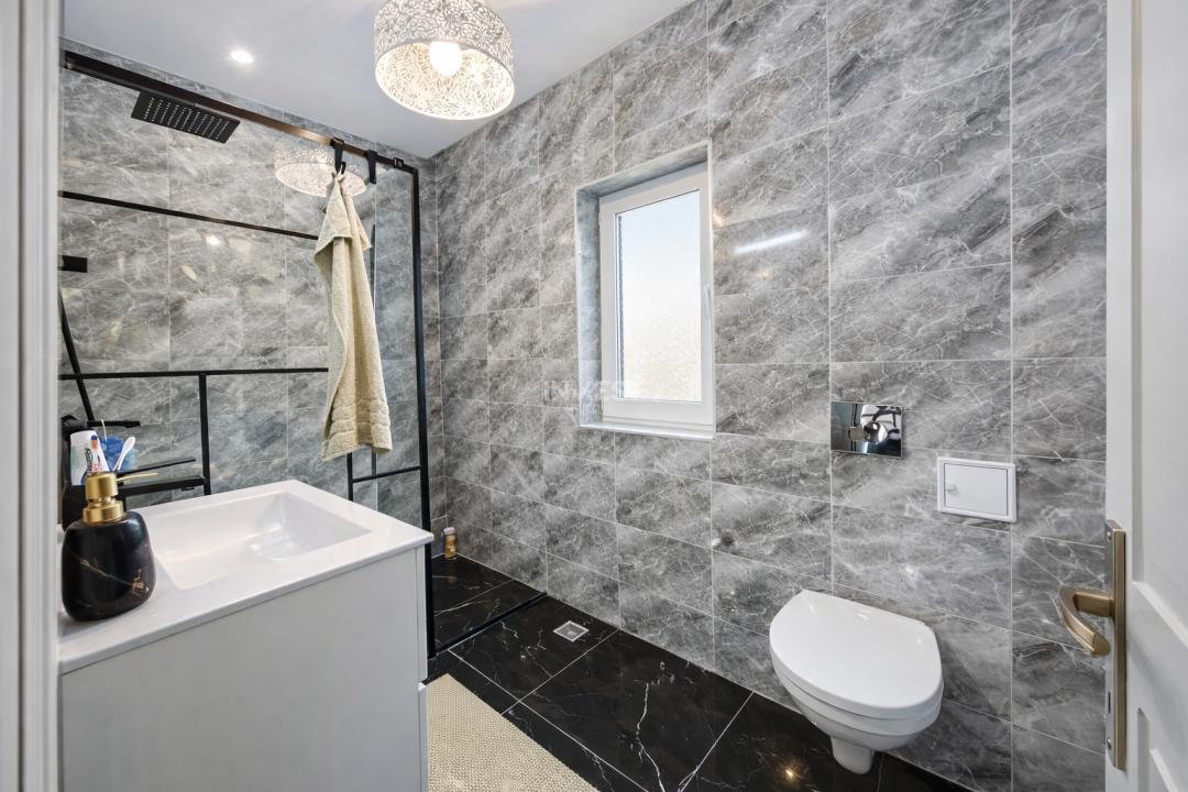 Vilă cu 5 camere în cartierul Bucium din Iași - construcție 2023 - 19