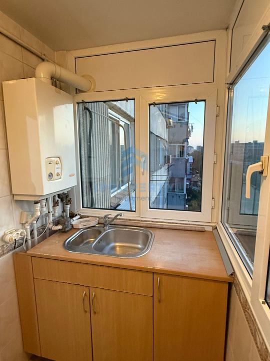 Închiriere Apartament 3 camere în Aparatorii Patriei-2 Bai-Centrala Proprie-Park - fotografie proprietate 8