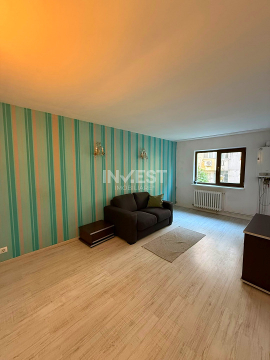 Apartament 3 camere-Sf Lazar-Palas Mall-etaj 1 - 3