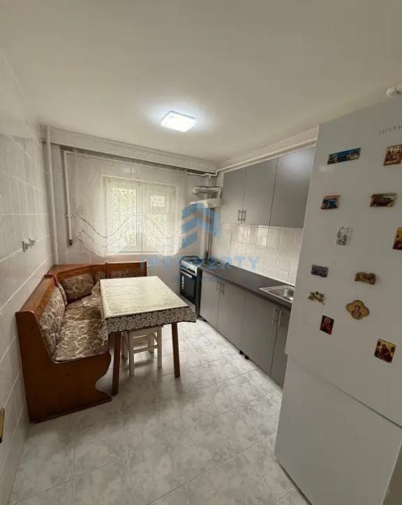 Închiriere Apartament 3 camere în Dristor Parcare Inclusă - fotografie proprietate 1