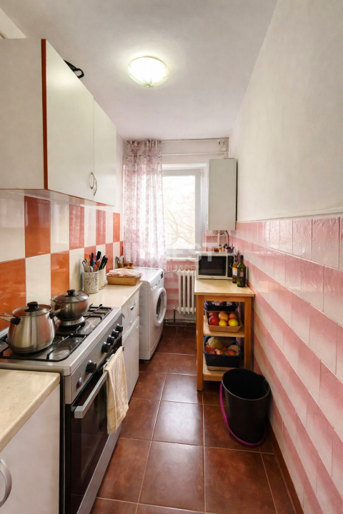 Apartament 2 camere-Mircea cel Batran-etaj 2-bloc fara risc - 4