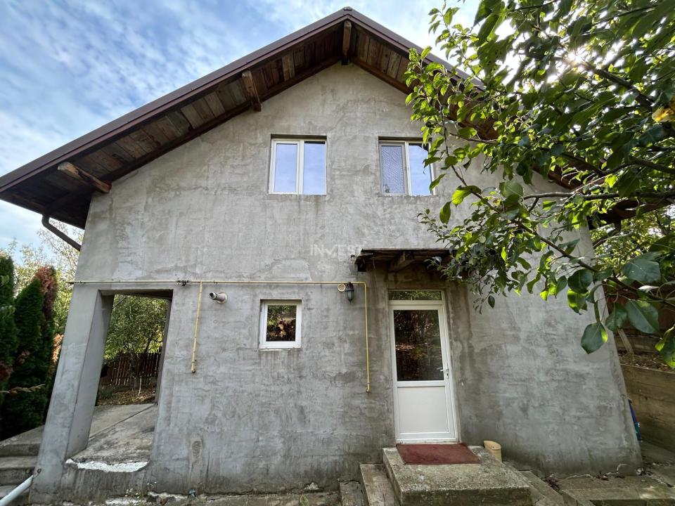 Casa individuala , Valea Adanca - 100mp utili si 350 mp teren - 4