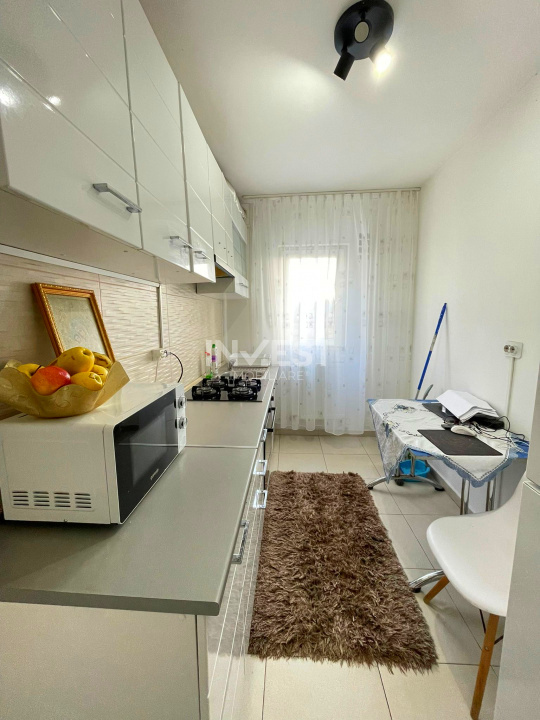 Apartament 2 camere-bloc fara risc-Piata Nicolina - 4