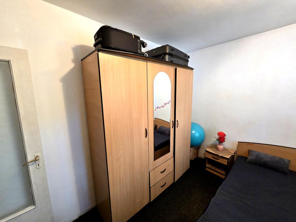 Apartament 3 camere decomandat Soseaua Salaj Petre Paun 2 bai 66.11 mp mobilat