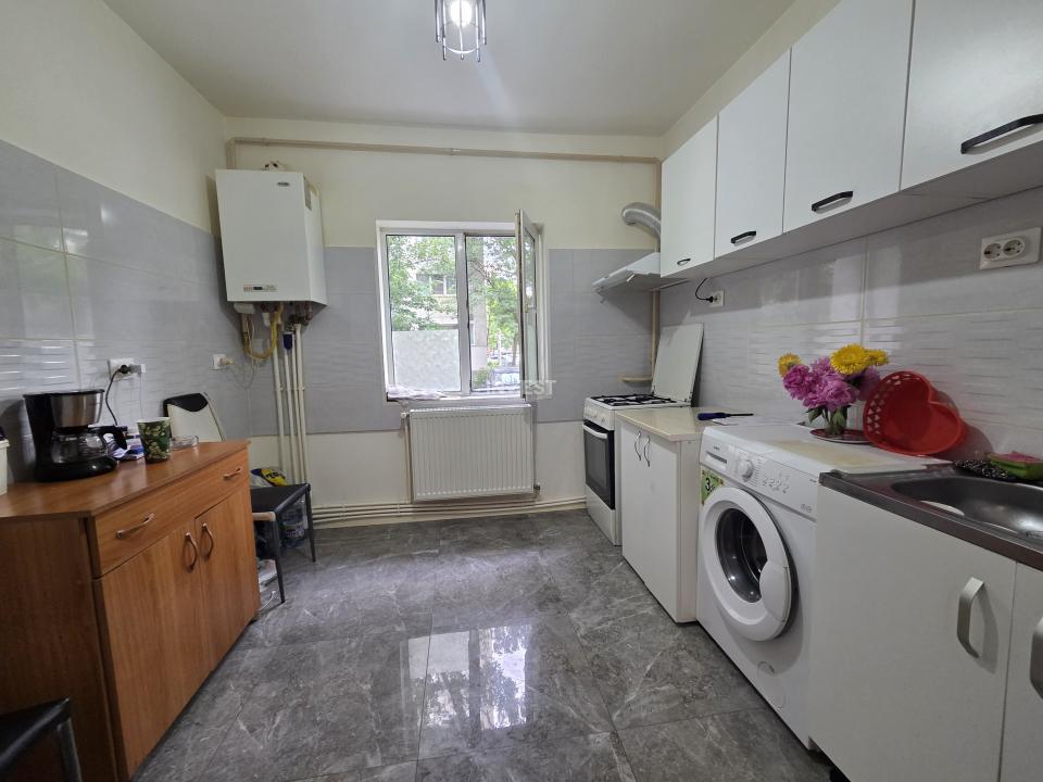 Apartament 3 camere-Decomandate-Mircea cel Batran - 4