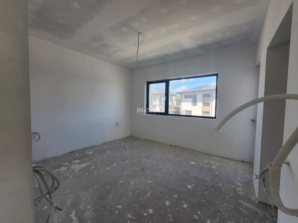 Casa individuala , 4 camere, 3 bai, garaj 26 mp , terasa 40 mp, VALEA ADANCA - 6