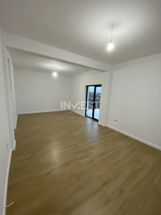 CASA INDIVIDUALA , 4 CAMERE, VALEA ADANCA, 5 DRUMURI - 6