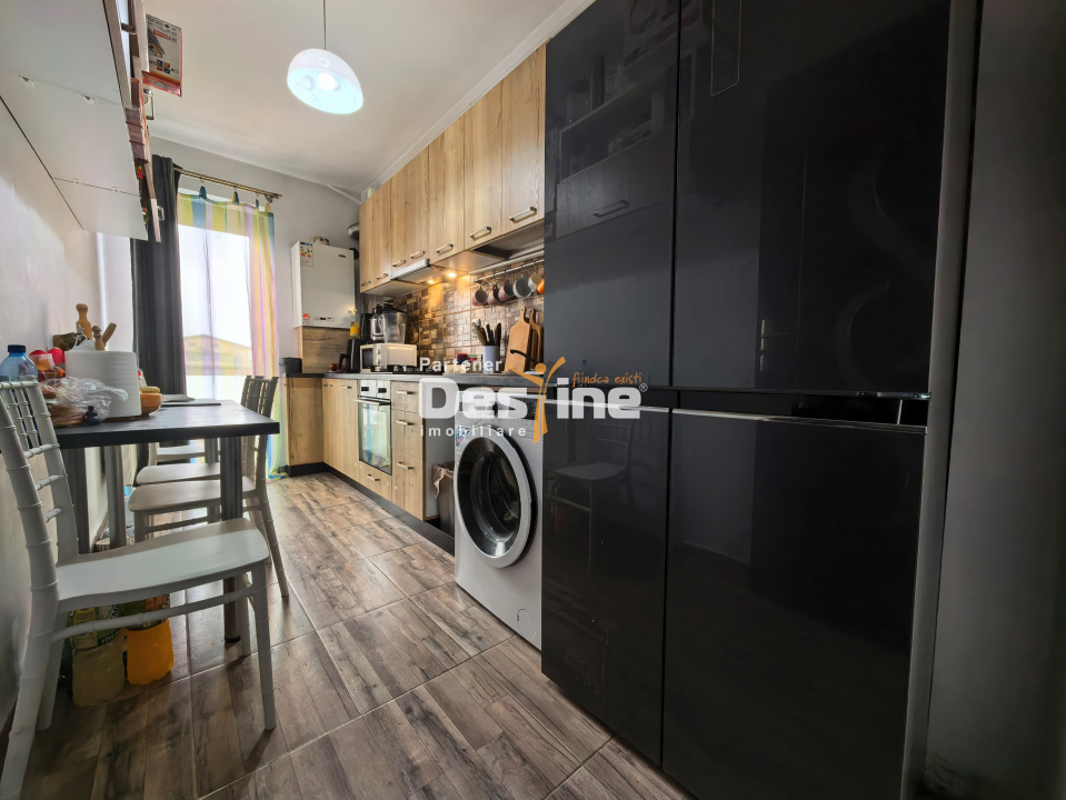 Apartament 2 camere decomandat 49 mp mobilat utilat + balcon