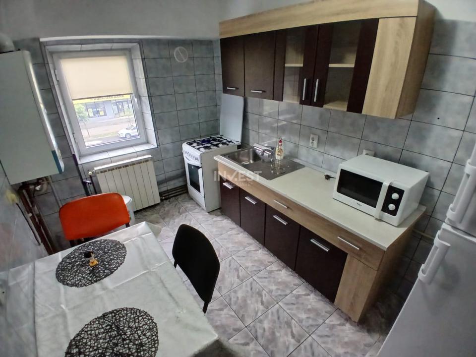 partament spațios cu 2 camere, decomandat, în Păcurari 400 € - 4