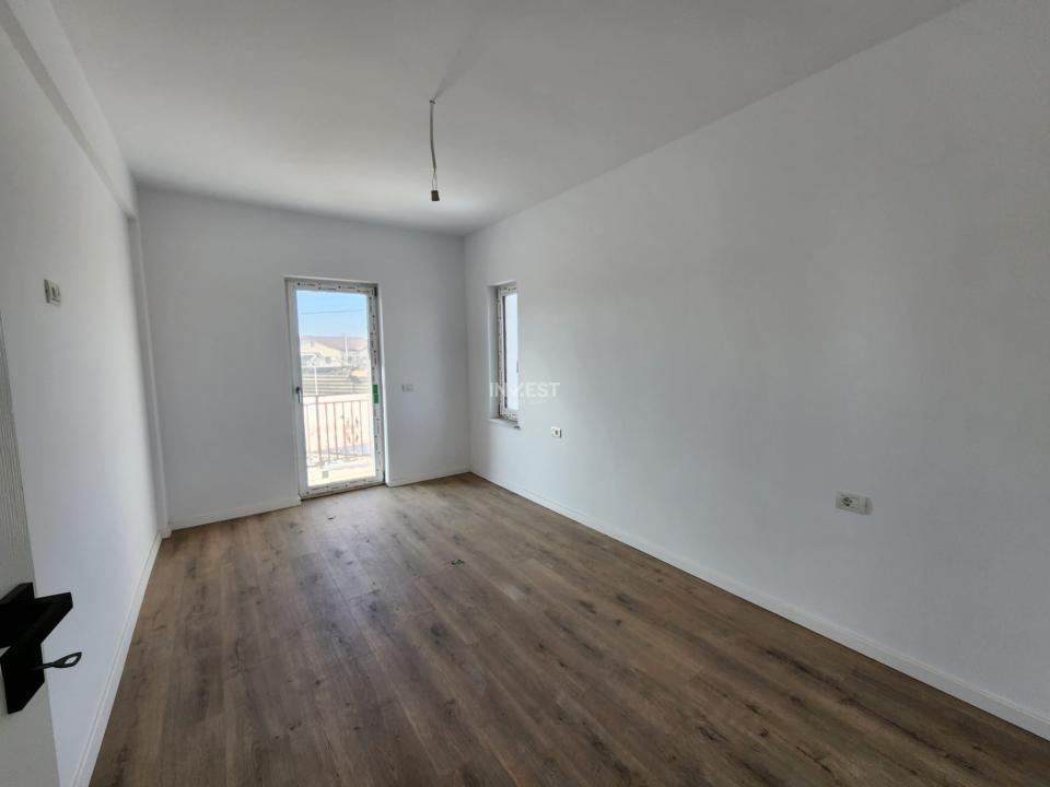 CASA INDIVIDUALA , 4 CAMERE,2 BAI, 530 MP TEREN, MIROSLAVA - 14