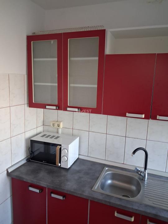 Inchiriere, 3 camere, etaj 3 in Alexandru cel Bun - 11
