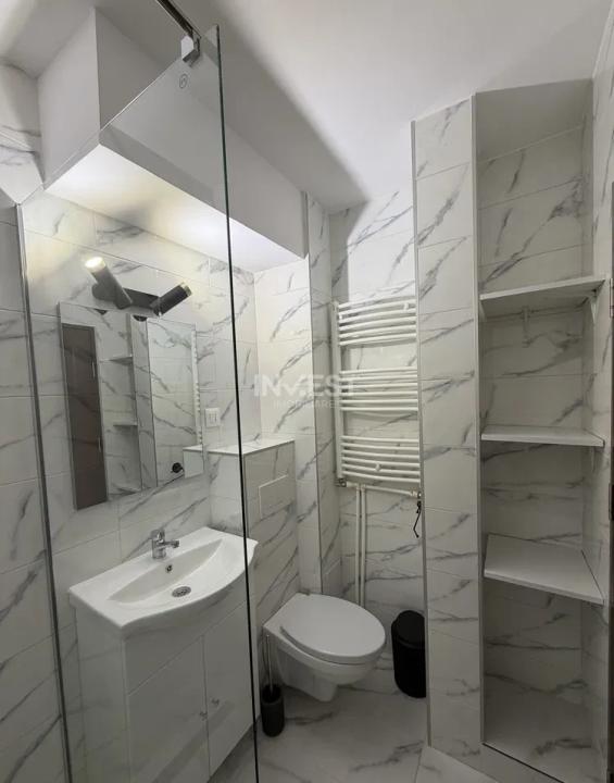 Apartament renovat de vânzare în Nicolina 1 aproape de Centru - 2