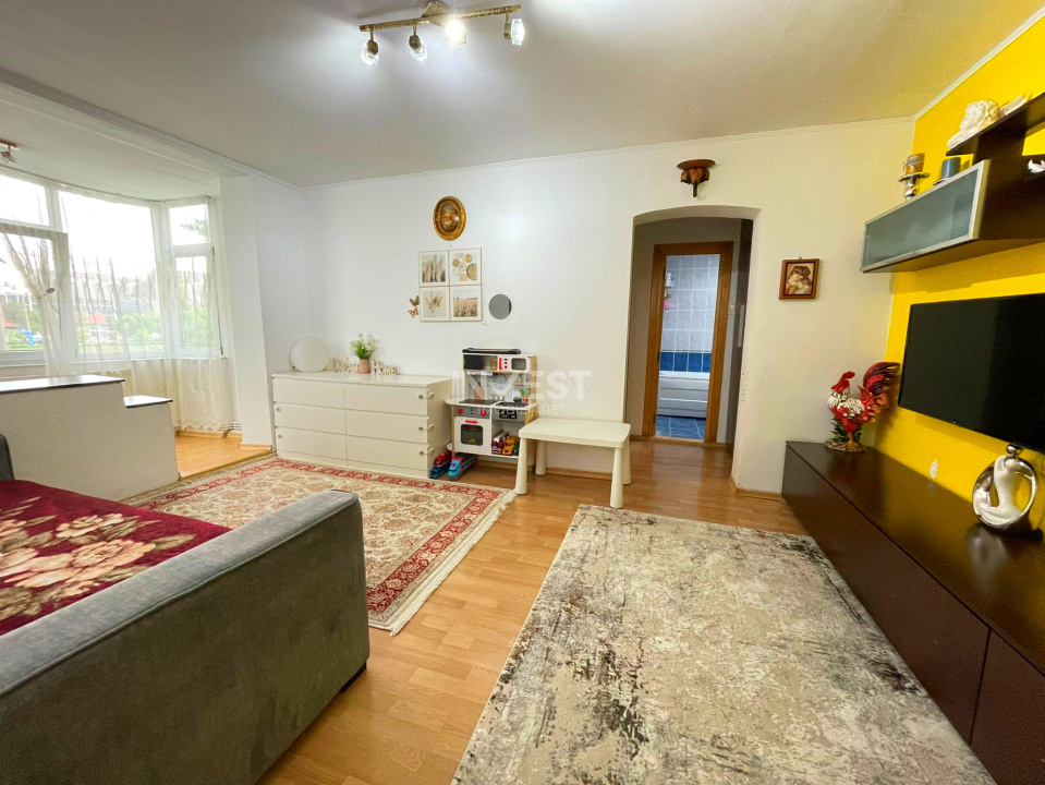 Apartament 2 camere-etaj 1-Podul de Piatra - 6