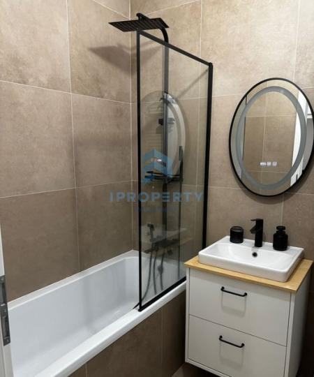 Închiriere Apartament 2 camere în Aparatorii Patriei Venus Residence Loc Parcare - fotografie proprietate 6