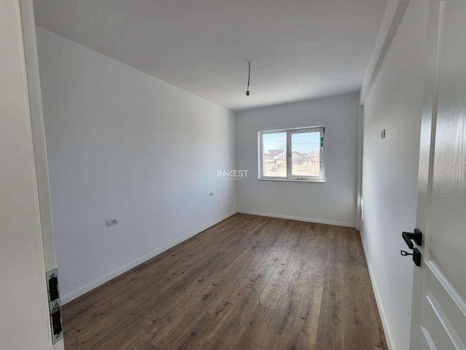 CASA INDIVIDUALA , 4 CAMERE,2 BAI, 530 MP TEREN, MIROSLAVA - 8