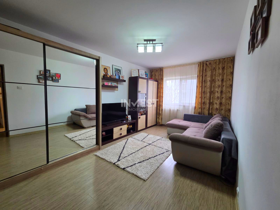 Apartament 2 camere- Decomandat- Etaj intermediar - 1
