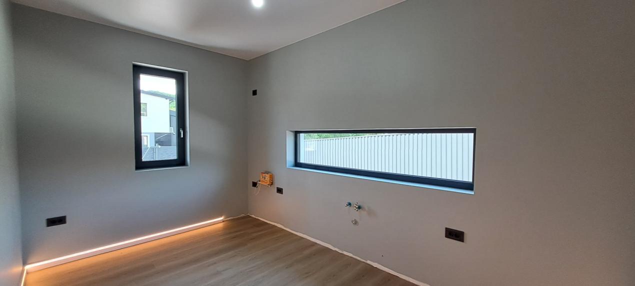   Visani  , COMISION 0%, Casa P+1  
