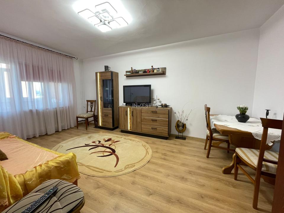 Apartament 2 camere decomandat de inchiriat zona Podu Ros  - 4