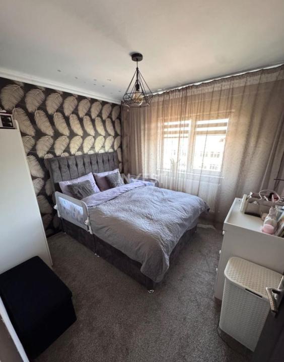 Apartament decomandat cu 2 camere, renovat, în Nicolina - 4