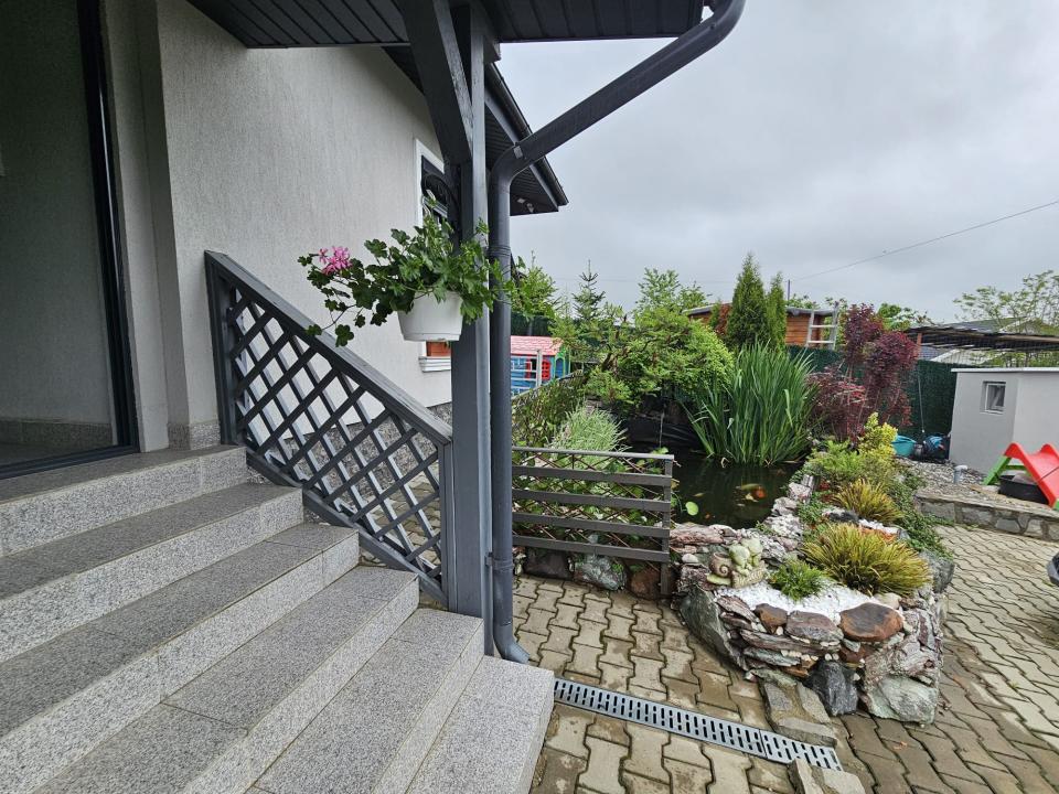 Casa 3 camere, Valea Adanca, mobilata de lux, COMISION 0%