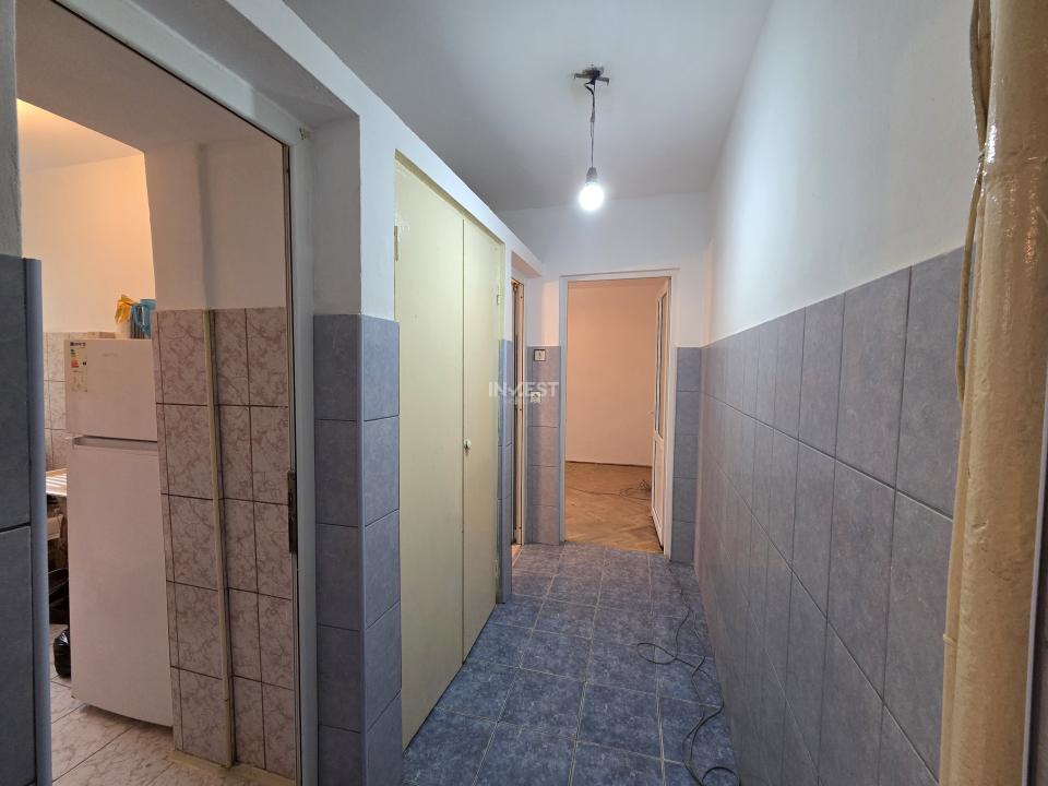 De vanzare, 3 camere, etaj 2, Alexandru cel Bun - 2