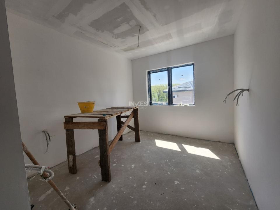 Casa individuala , 4 camere, 3 bai, garaj 26 mp , terasa 40 mp, VALEA ADANCA - 19