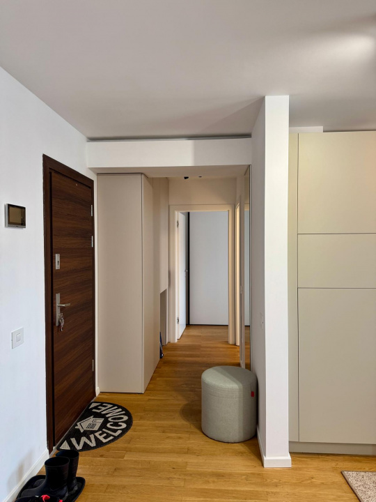 Apartament 2 camere, etaj intermediar,finisaje premium,parcare, str. Avram Iancu