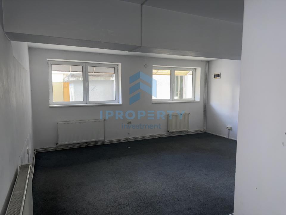 Vânzare ansamblu 2 Case 10 camere în Timpuri Noi cu curte privata - fotografie proprietate 16