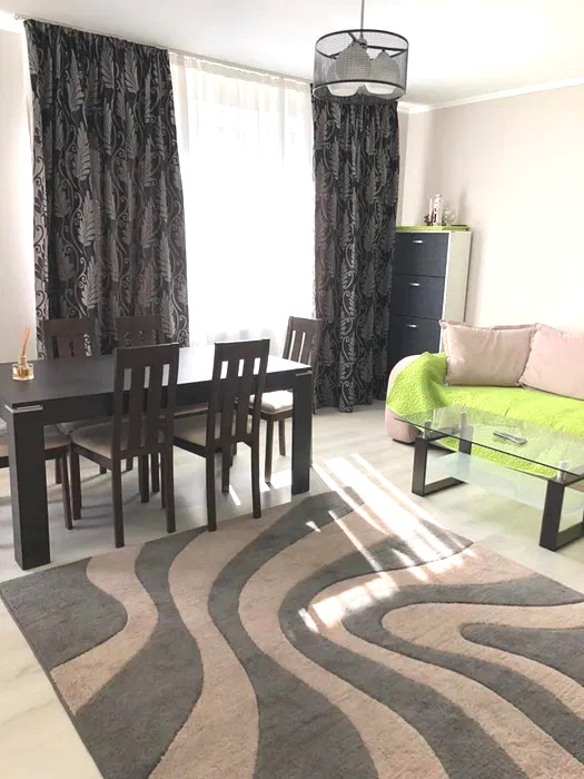 Apartament de 2 camere, 59 mp utili, balcon, parcare, Zona Vivo