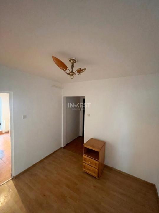 DE VANZARE-APARTAMET 3 CAMERE-DACIA - 2