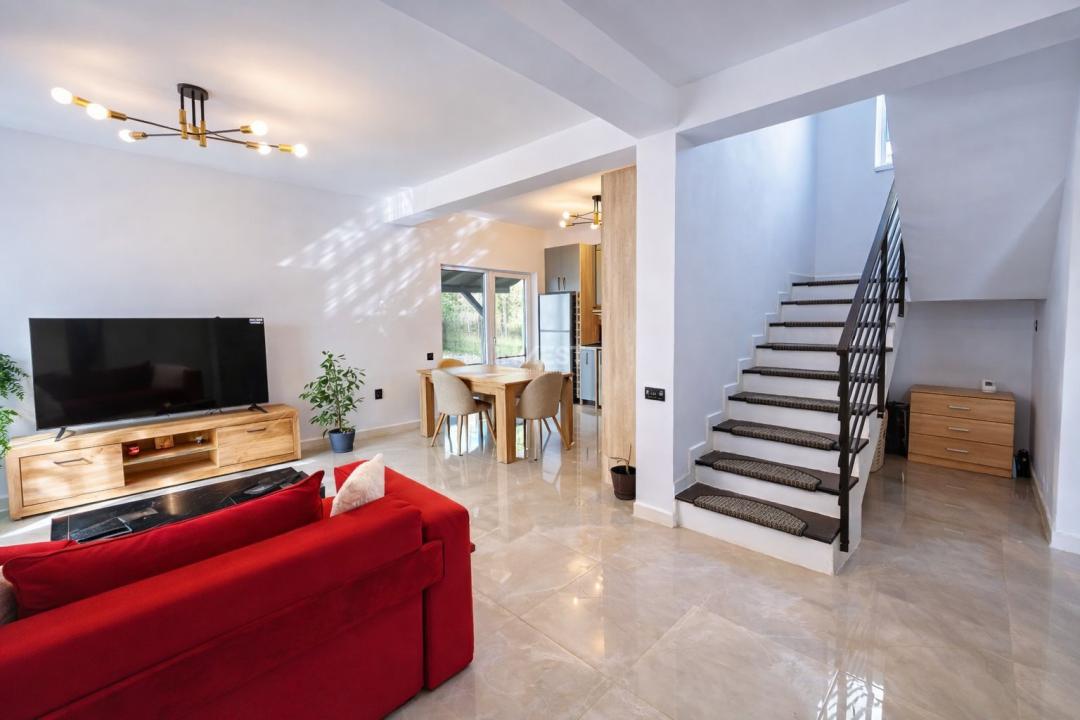 Vilă cu 5 camere în cartierul Bucium din Iași - construcție 2023 - 9