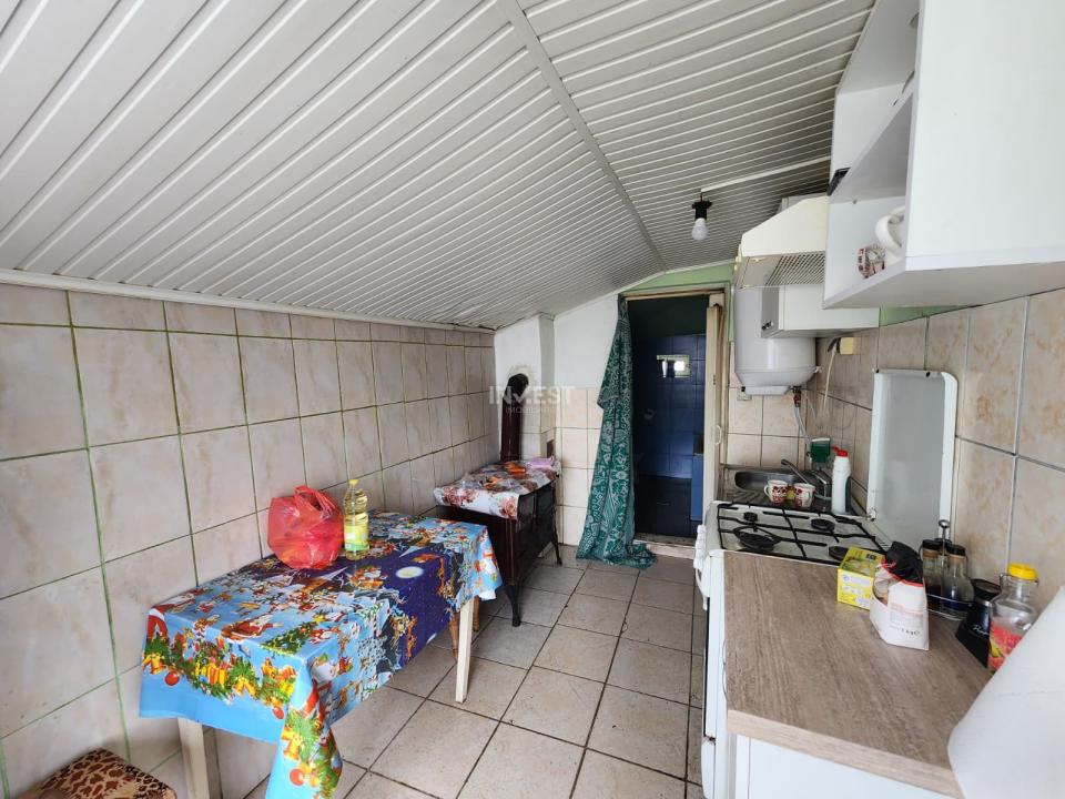 CASA VOINESTI, 1600 MP TEREN - 8