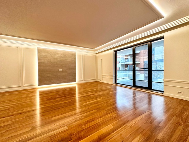 SUPERB-CAPITALE-TOTULNOU-PRIMA INCHIRIERE — imaginea 2