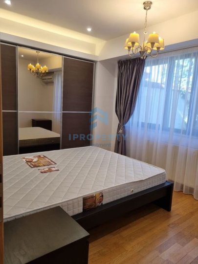 Închiriere Apartament 3 camere în zona Ultracentrala - fotografie proprietate 4