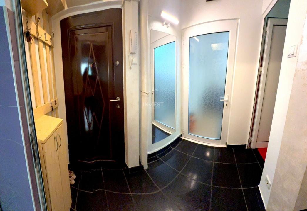 Apartament 2 camere-Podul de Piatra-etaj 1 - 5