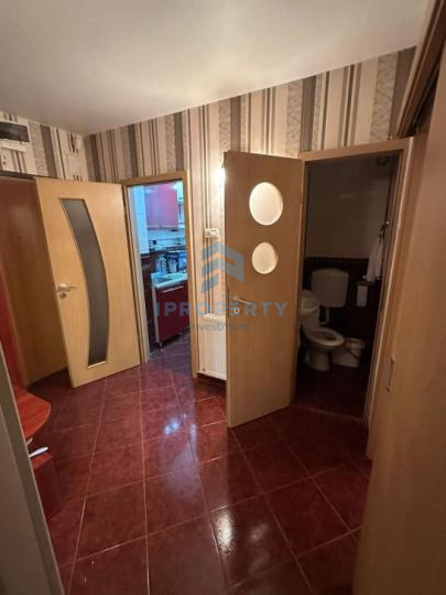Vânzare Apartament 4 camere în Titan 80mp cu Centrala proprie - fotografie proprietate 8