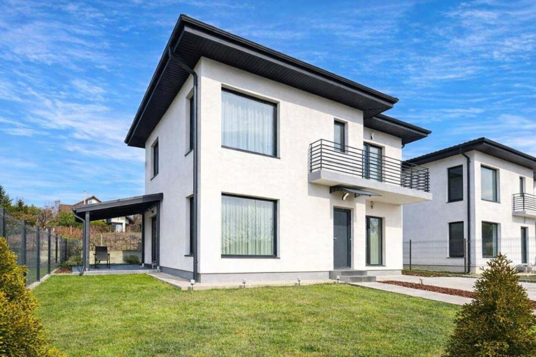 Vilă cu 5 camere și 3 băi situată în Bucium - Iași - 3