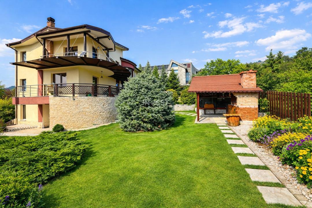 Vilă cu 7 camere și 825 mp teren în cartierul Bucium-Iasi - 52