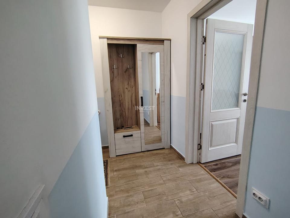 Apartament spatios cu 3 camere, decomandat, CUG - 11