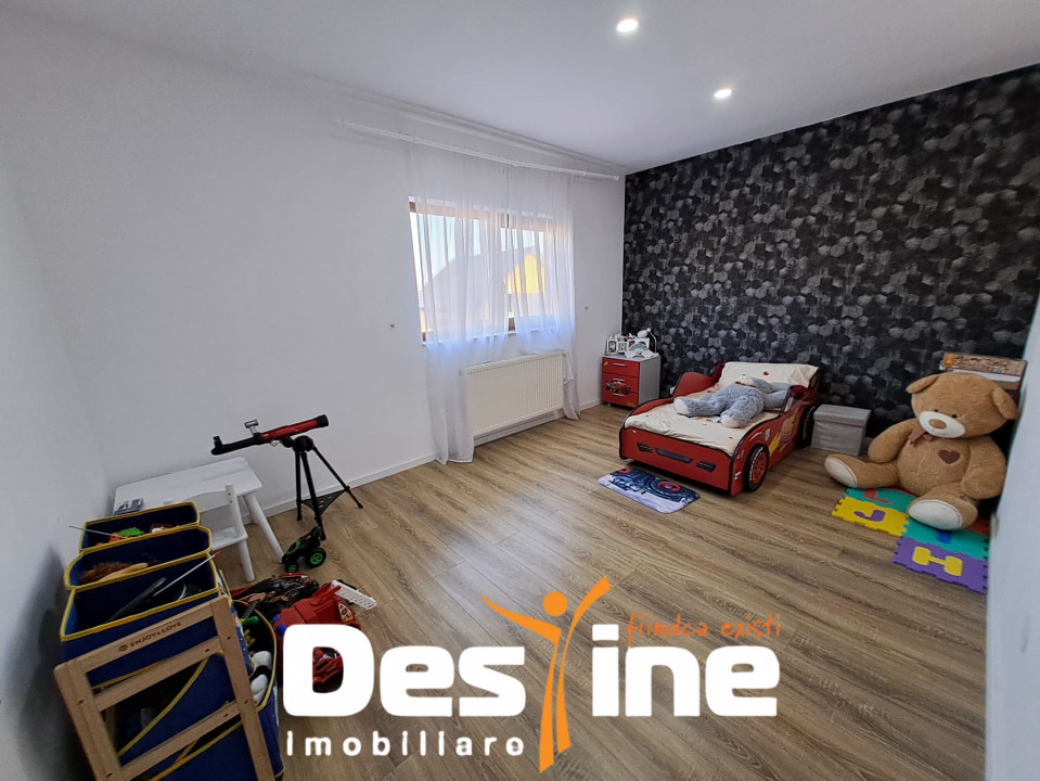 MIROSLAVA, CASA, 121 MP,  INDIVIDUALA P+1, 224.900 EURO