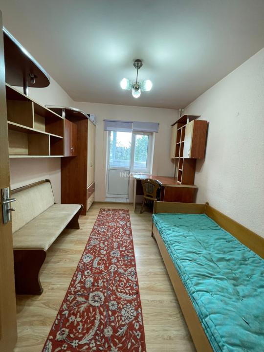  Apartament 3 Camere în Canta, Ideal pentru Studenți, Mutare Imediată - 5