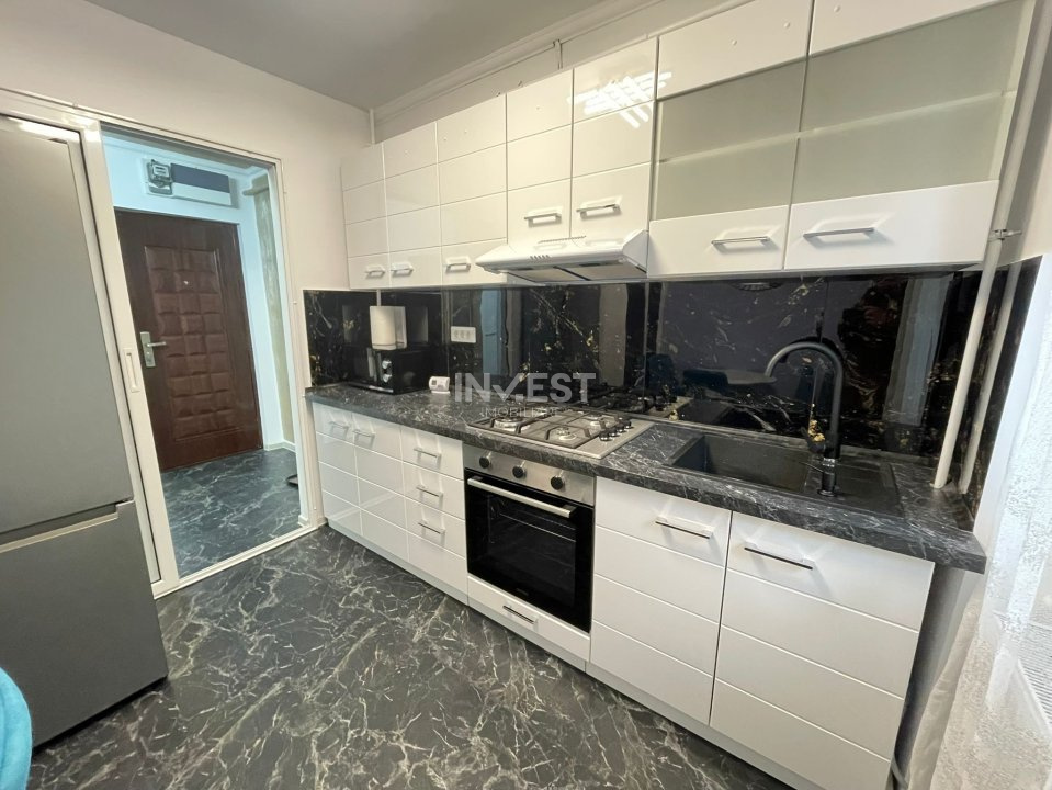 Apartament 2 camere complet renovat - etaj 2 - Podu Roș  - 5