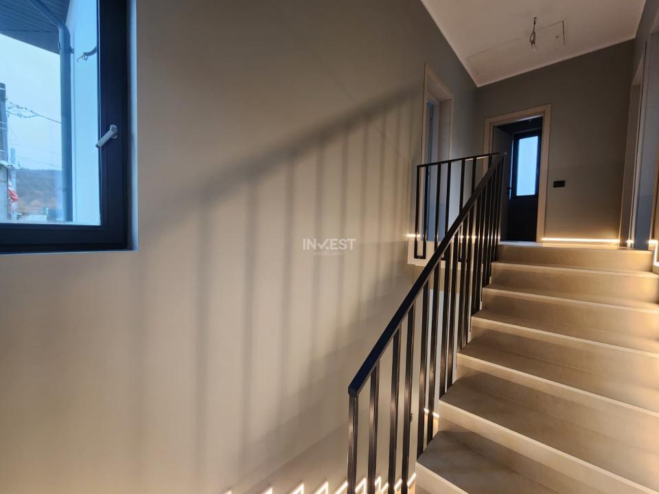 CASA 4 CAMERE , 2 BAI , 120mp utili, Miroslava, Clasa energetica A, Comision 0%  - 8