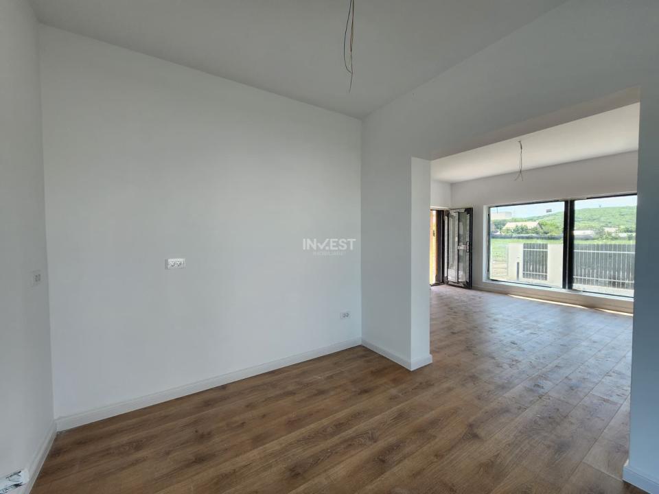 CASA INDIVIDUALA, 4 CAMERE, 2 BAI SI POD, MALL MOLDOVA - 6