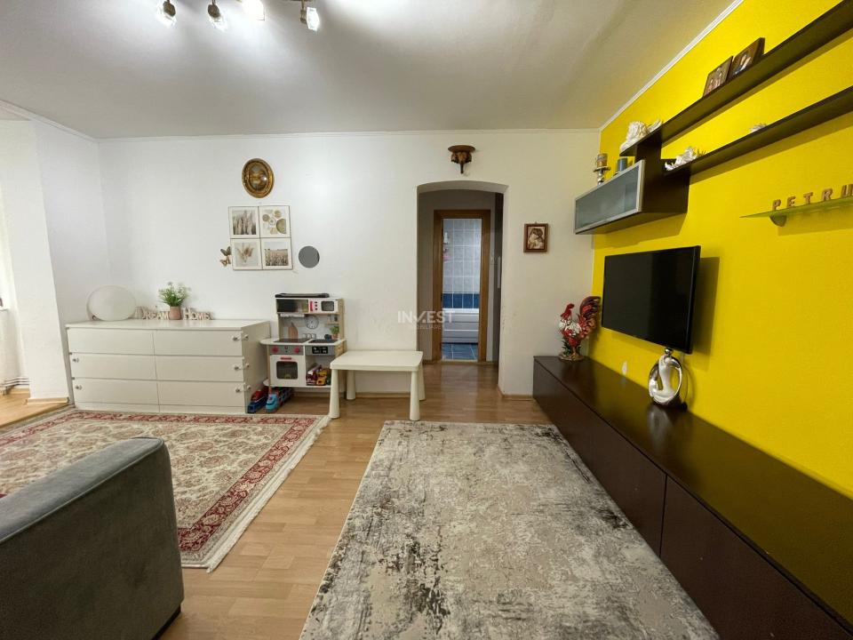 Apartament 2 camere-etaj 1-Podul de Piatra - 8