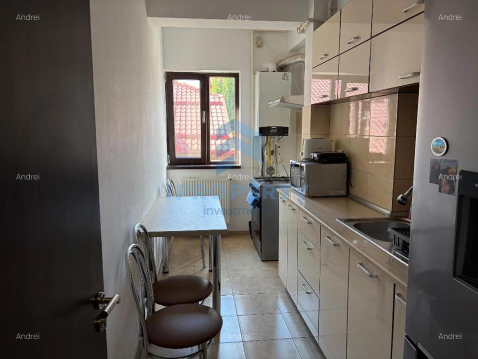 Închiriere Apartament 3 camere în Titan Centrală Proprie - fotografie proprietate 11